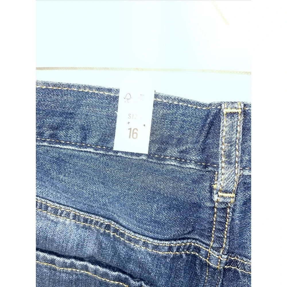 The Children’s Place Denim Jean Shorts Go Size 16